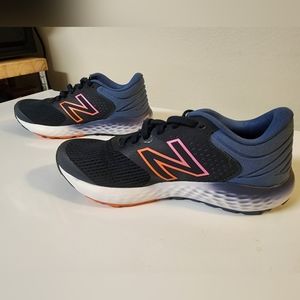 New Balance Women's Comfort 520 Shoes